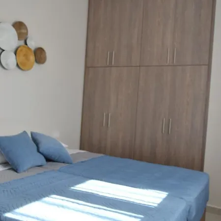 Niaros' House